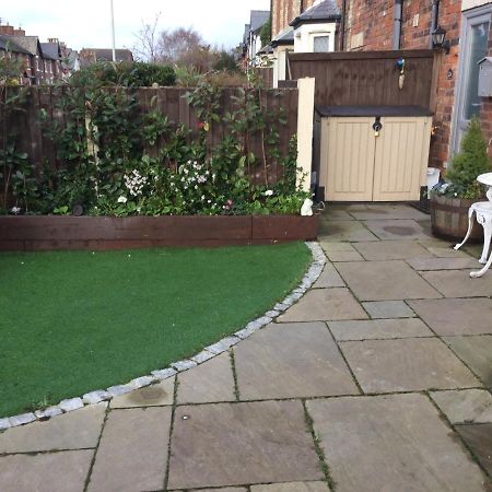 Leafy Lytham Central Lovely Ground Floor 1 Bedroom Apartment With Private Garden In Lytham Dog Friendly Lytham St Annes Kültér fotó